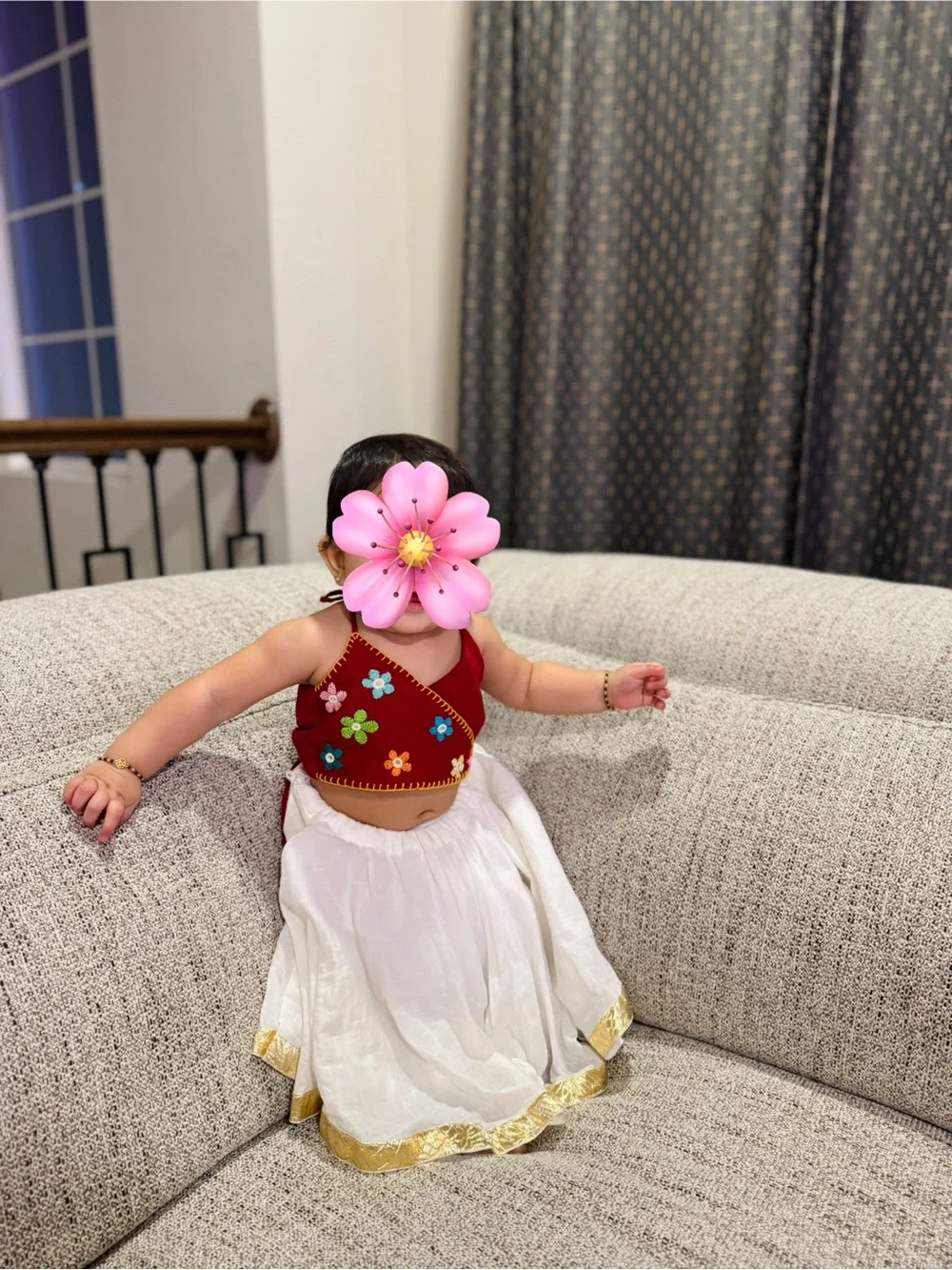 Family/mom&baby/couple/individual Maroon and White Navratri chaniya choli Se